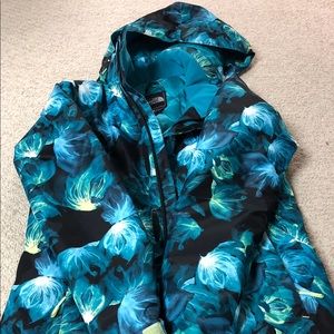 Women’s small north face ski jacket